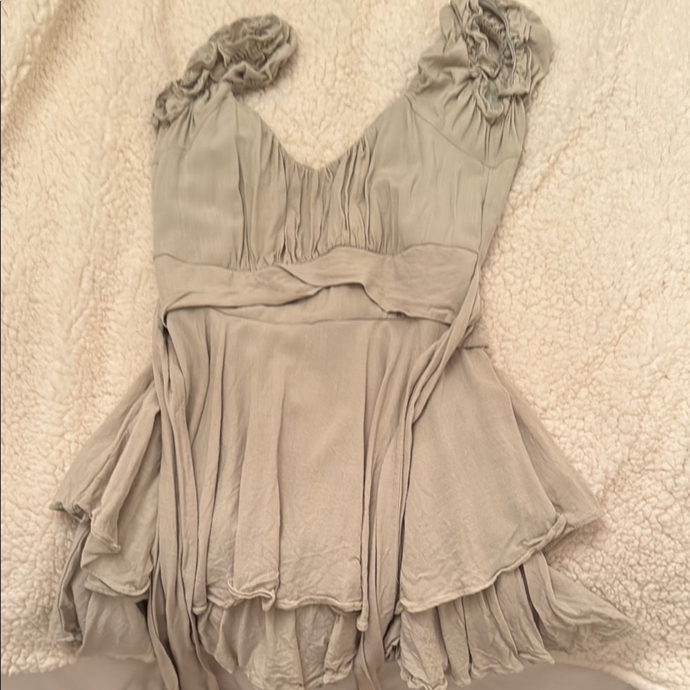 Elegant Cream Sleeveless Dress